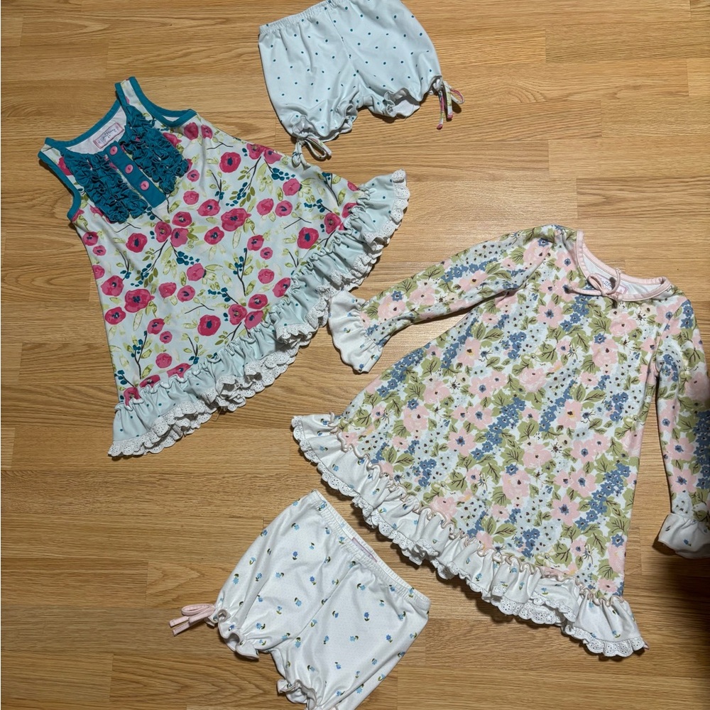 “Sweet Honey” gowns with matching bloomers size 4T